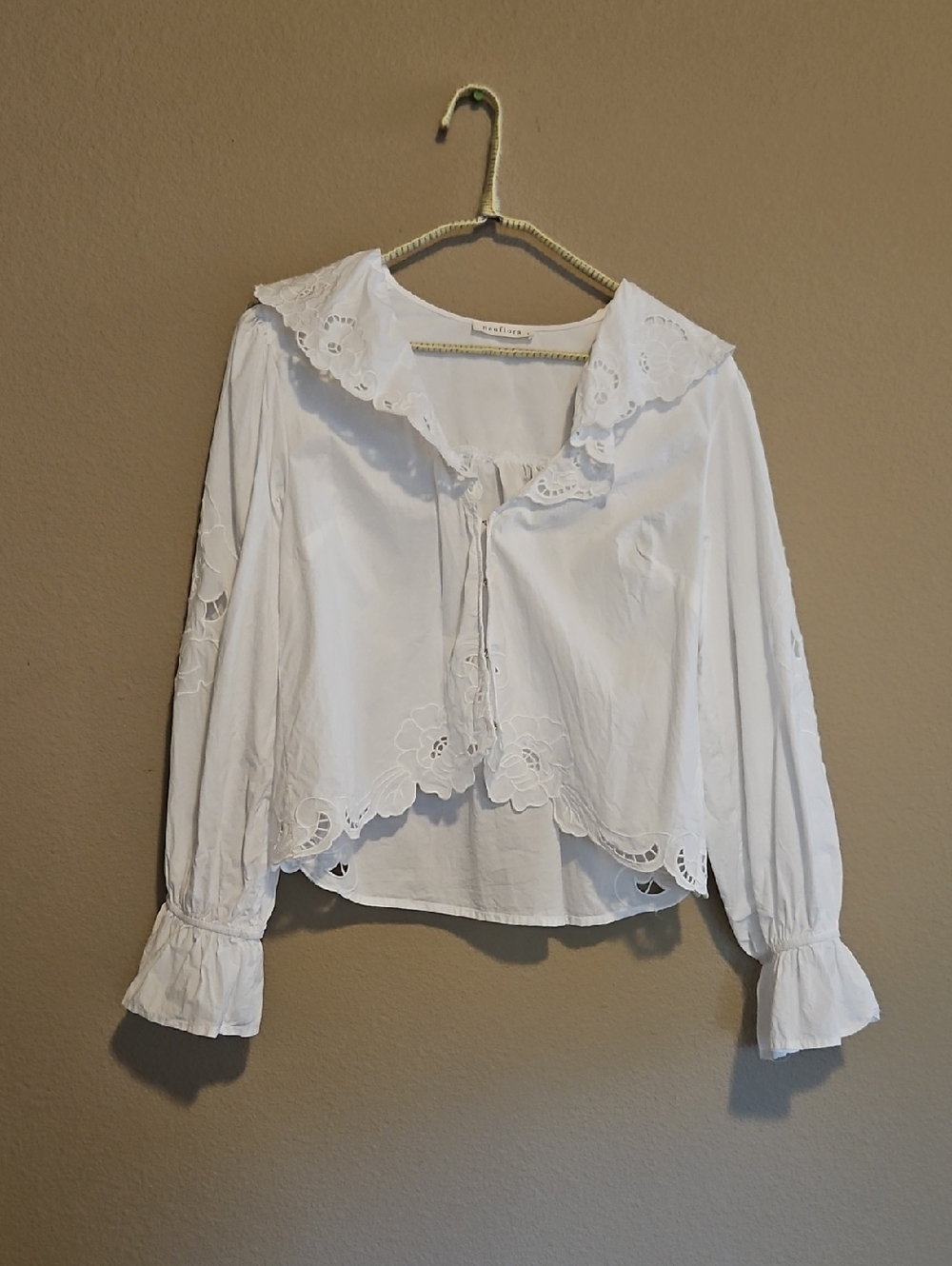 Neuflora Gorgeous Top